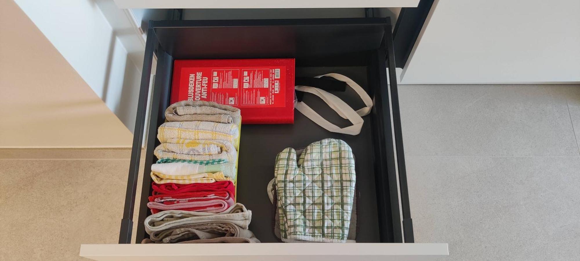 Recent Vernieuwd Appartement Met Zeezicht En Een Gratis Parkeerplaats Koksijde Luaran gambar