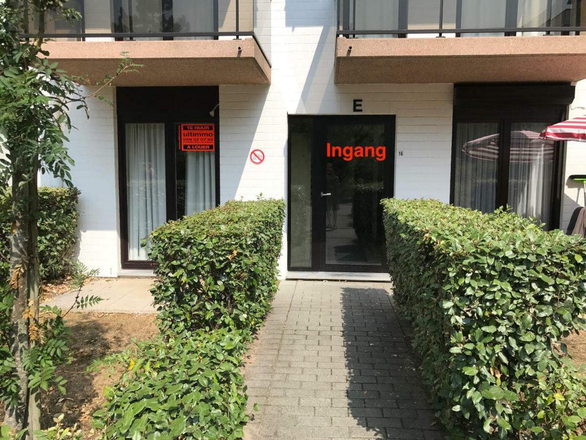 Recent Vernieuwd Appartement Met Zeezicht En Een Gratis Parkeerplaats Koksijde Luaran gambar