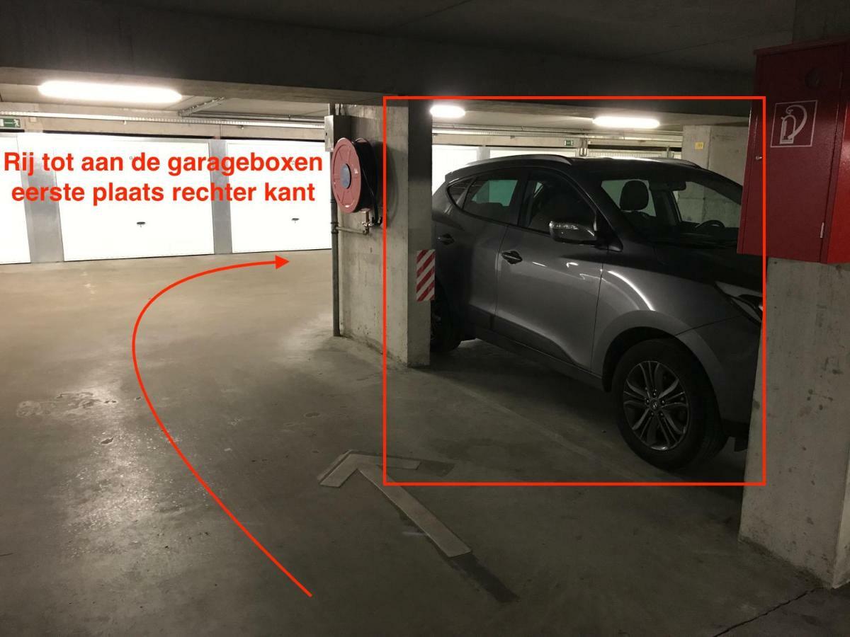 Recent Vernieuwd Appartement Met Zeezicht En Een Gratis Parkeerplaats Koksijde Luaran gambar